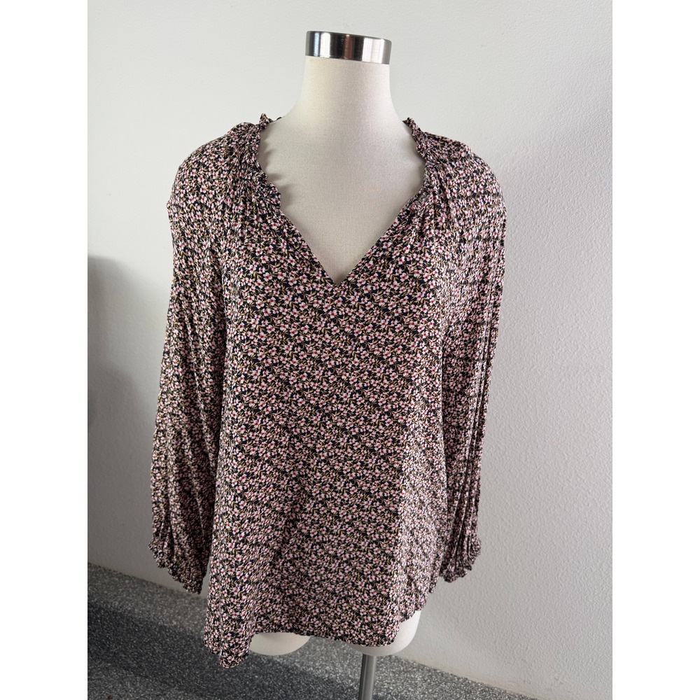 Old Navy Womens XL Floral V Neck Ruffle Blouse Long Sleeve Rayon Ditsy Print Top
